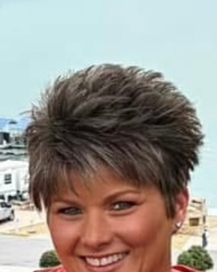 Rachel Wright, Owner
